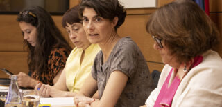 Rosa Martínez, secretaria de Estado de Derechos Sociales, y Mayte Sancho, directora general del IMSERSO. (Foto: Ministerio de Derechos Sociales).