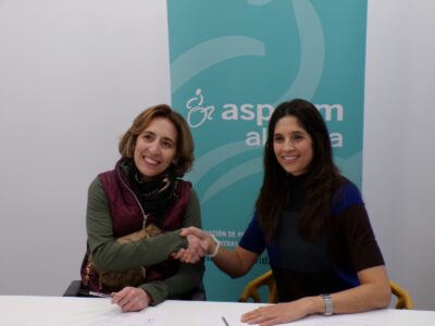 Firma convenio ASPAYM Almería y NeuroAL