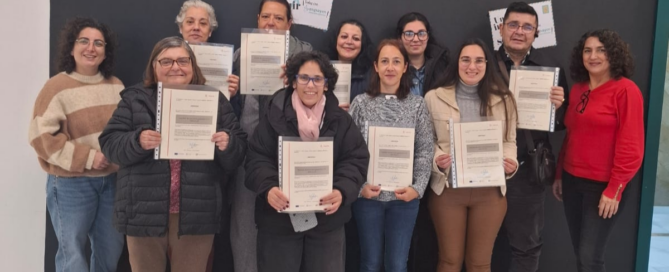 diplomas curso Auxiliar de Servicios Generales ASPAYM Andalucía